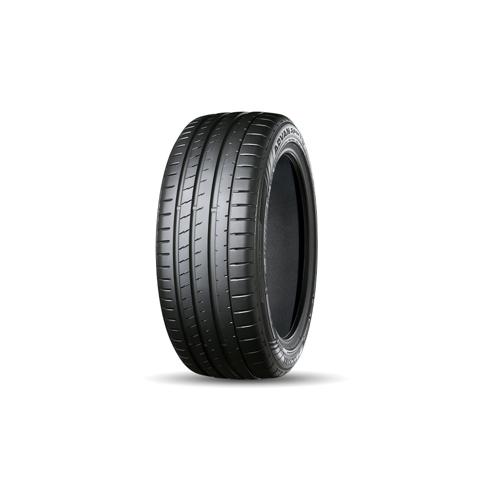235/35R20 V108